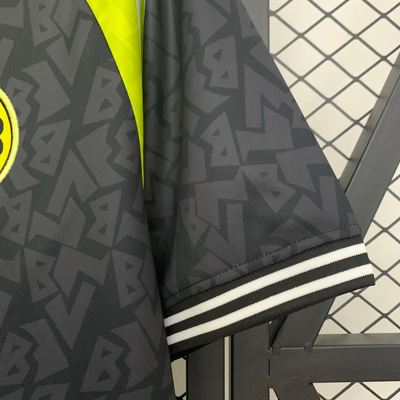 Боруссія 1995-1996 гостьова ретро форма - крупний план