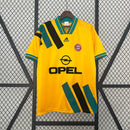 Баварія 1993-1995 гостьова ретро форма - вигляд спереду