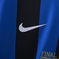 Інтер 2009-2010 домашня ретро форма - крупний план