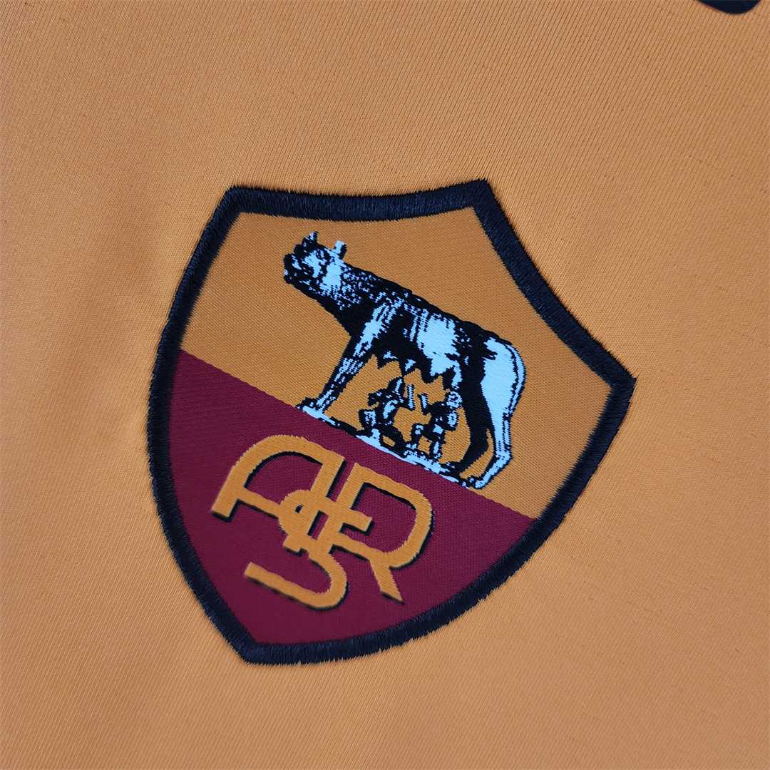Рома 2005-2006 домашня ретро форма - деталь комірця