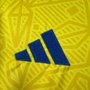 Україна 2026 домашня форма - деталь емблеми