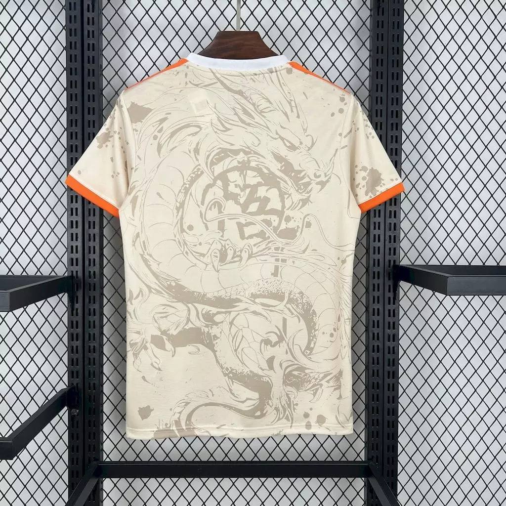 Японія 2025-2026 спеціальна форма - вигляд ззаду